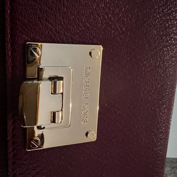 Burgundy Micheal Kors purse in mint condition . - Picture 5 of 5
